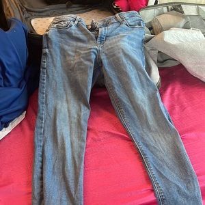 faded blue skinny jeans